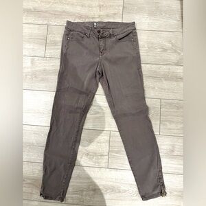 Level 99 stretch brown skinny jeans with zipper leg detail size 29